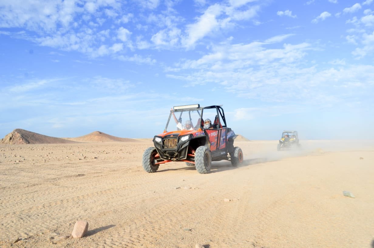 Buggy tour Hurghada desert – family buggy couple buggy Bedouin village