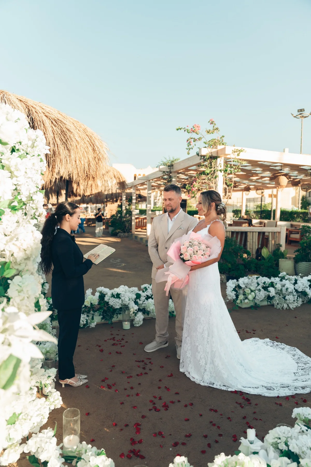 Couple celebrating a private special occasion in Hurghada