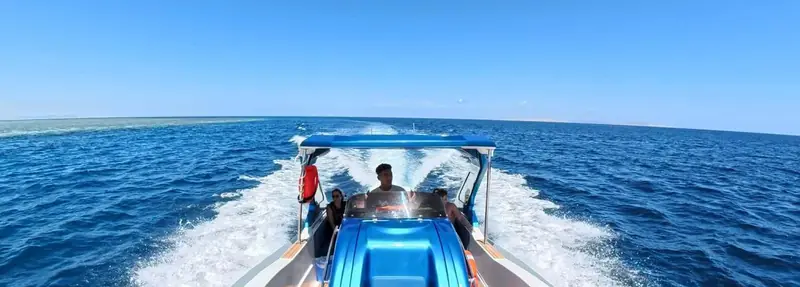 private speedboat tour in Hurghada Red Sea